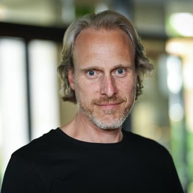 Simon Wingrove